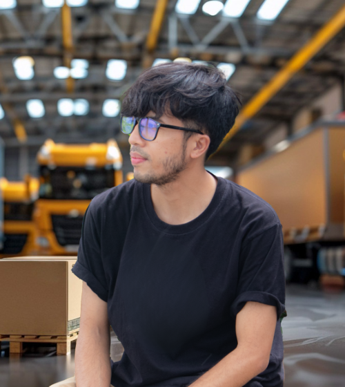 yoga tiga logistik